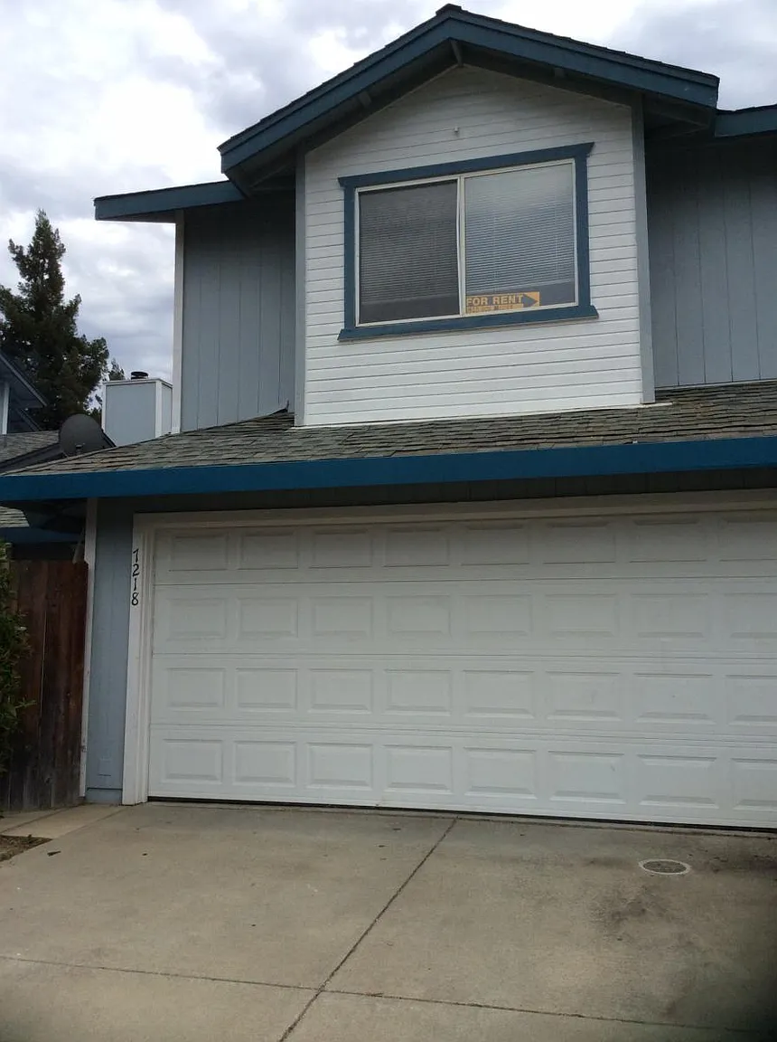 7218 Kallie Kay Ln photo 1