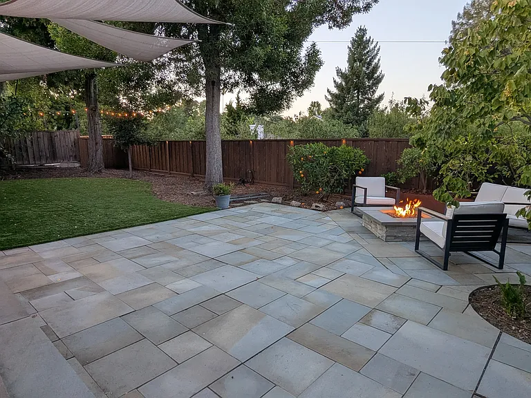 913 Pleasant Hill Rd — Photo 1
