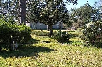 2nd image of 1615 Elizardi Blvd