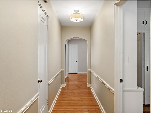 4th image of 1920 Lincoln St #1S