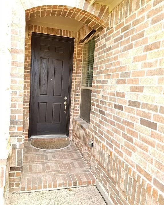 1st image of 6112 Eagle Nest Dr