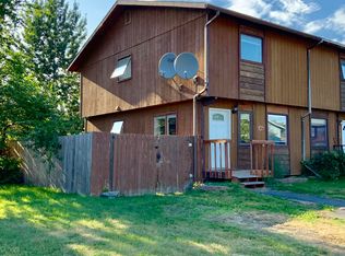 7668 Snow View Dr, Anchorage, AK 99507