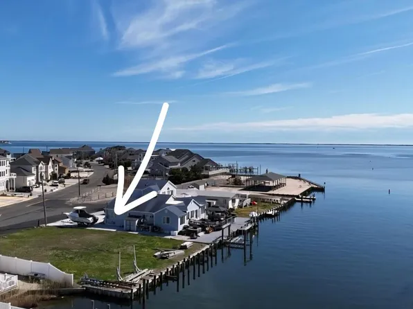 1025 Capstan Dr, Forked River, NJ 08731