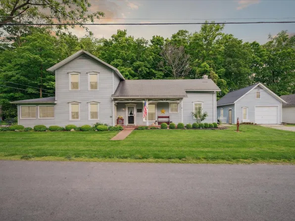 569 Victory Ave, Put In Bay, OH 43456