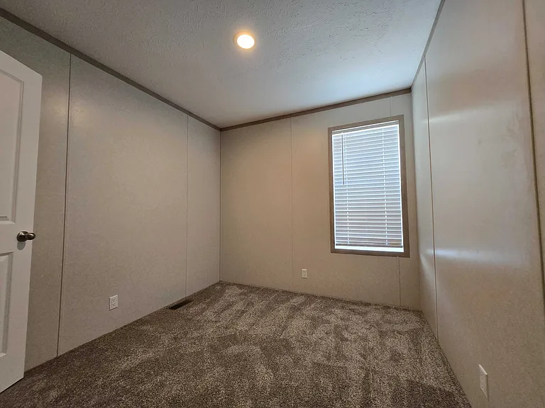 29800 Guilford Cir #151 — Photo 25