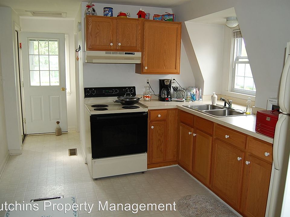 2nd image of 204 Calvary Rd