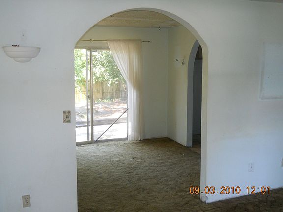 3rd image of 1381 Trollman Ave