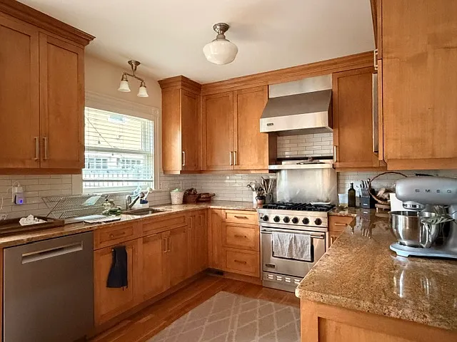 52 Hillsdale Rd — Photo 13