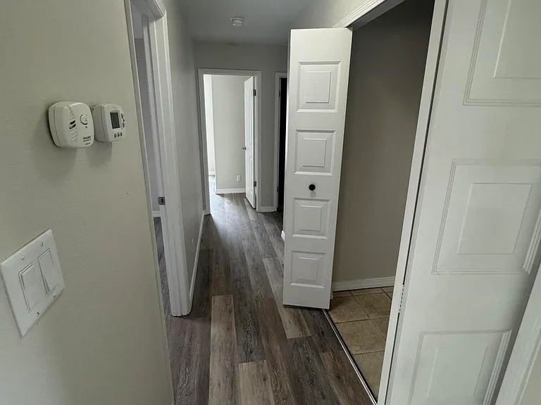 4765 Limestone Dr NE — Photo 13