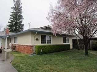 1502 Oak Tree Dr, Roseville, CA 95661