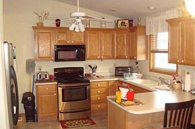 3rd image of 712 Somerset Dr