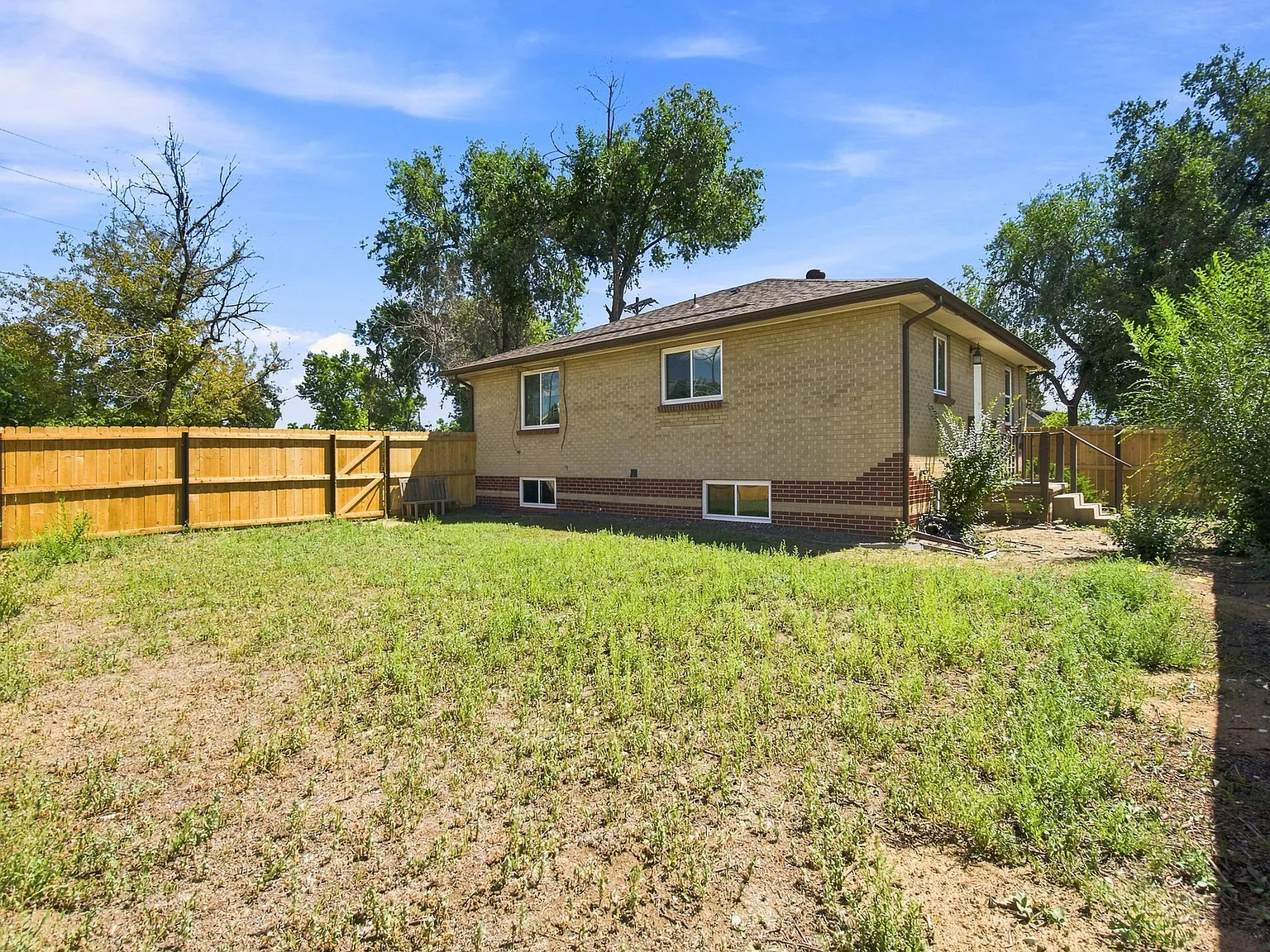 2 bed, 975 sqft, $2,000 — Photo 4