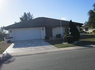 709 Plumbrook Rd, Sun City Center, FL 33573