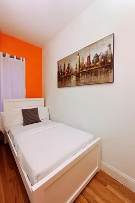 Rented by Eisenberg Exclusives | media 11