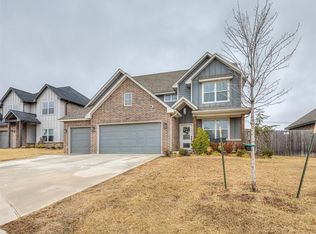 11017 SW 30th Cir, Yukon, OK 73099