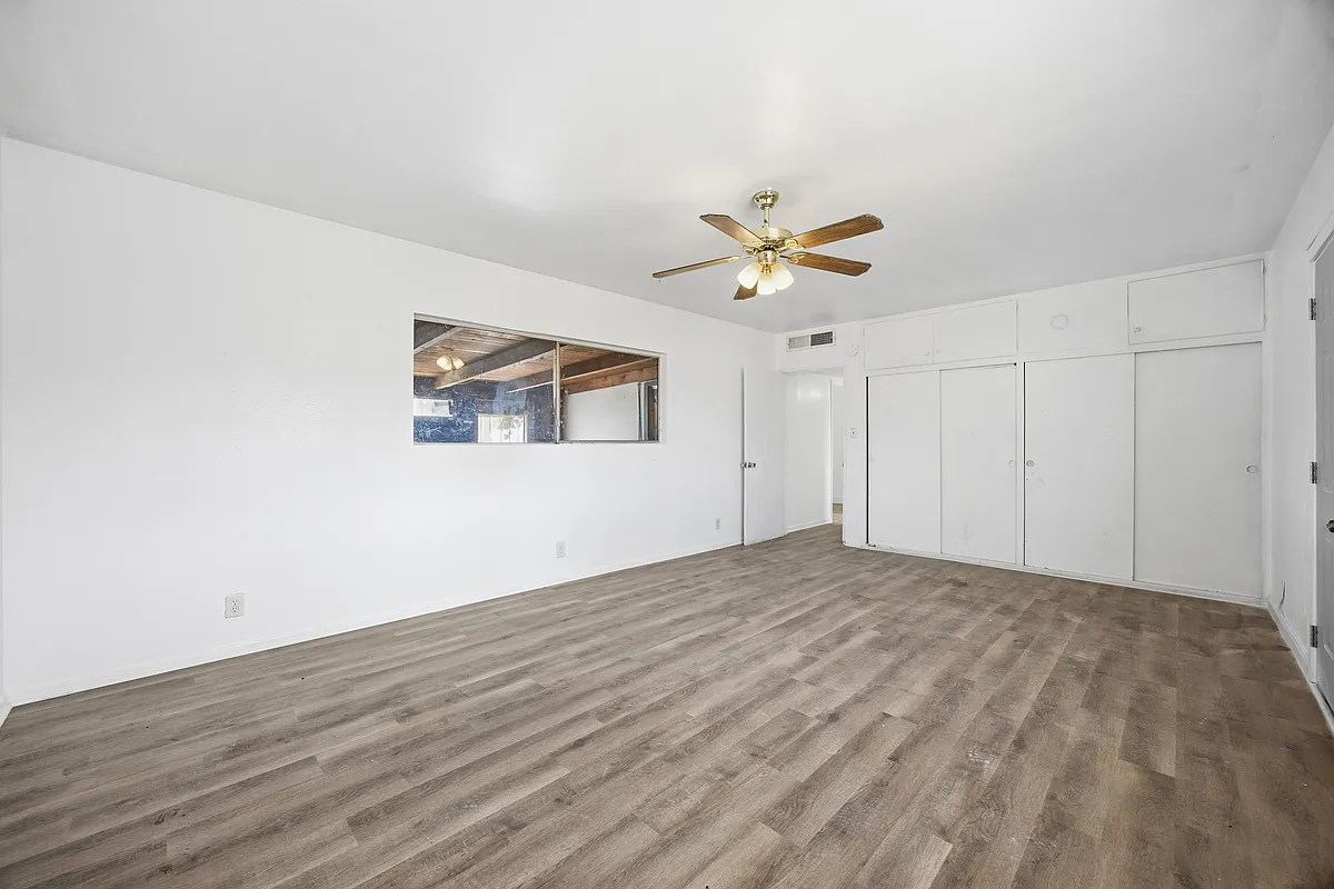 Building Photo - 728 Lincoln St #C