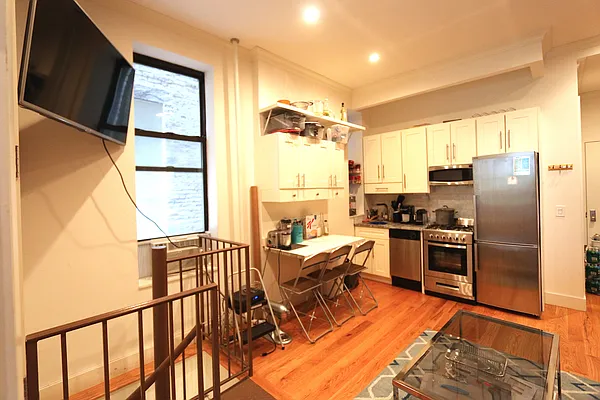 Rented by Compass | media 15