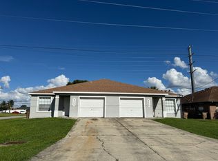 4225 SW Santa Barbara Pl, Cape Coral, FL 33914