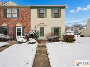 8 Marsh Ct #665, Lawrence Township, NJ 08648