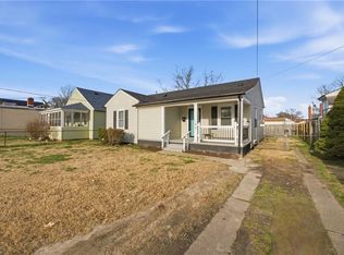 142 Clifton St, Hampton, VA 23661