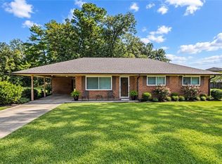 1200 N Holly St, Hammond, LA 70401