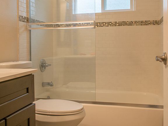 4th image of 1113 Cayetano Dr