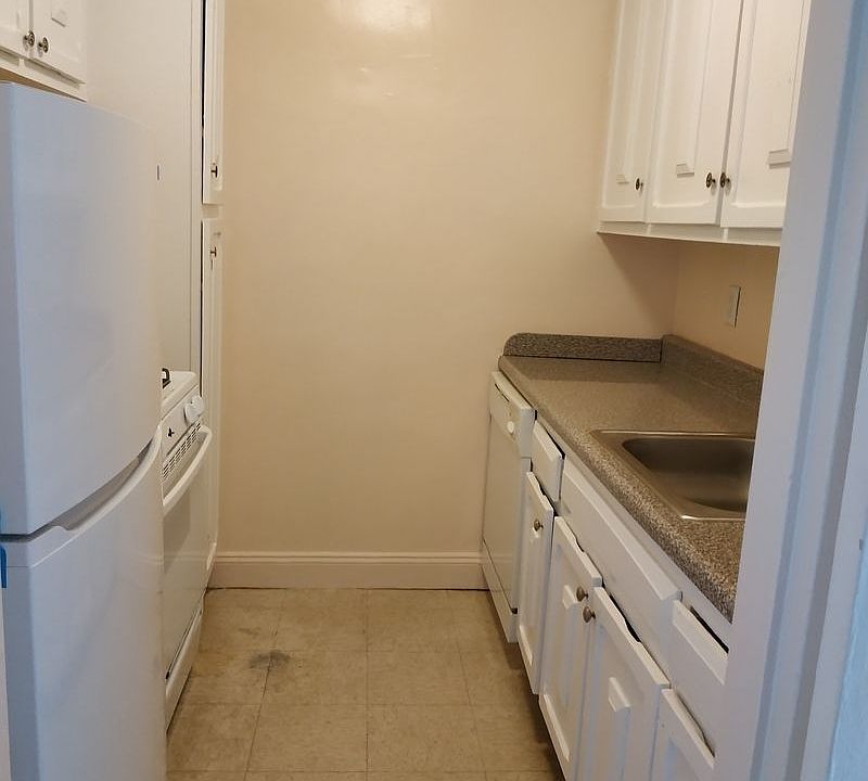 1st image of 14241 41st Ave APT 414