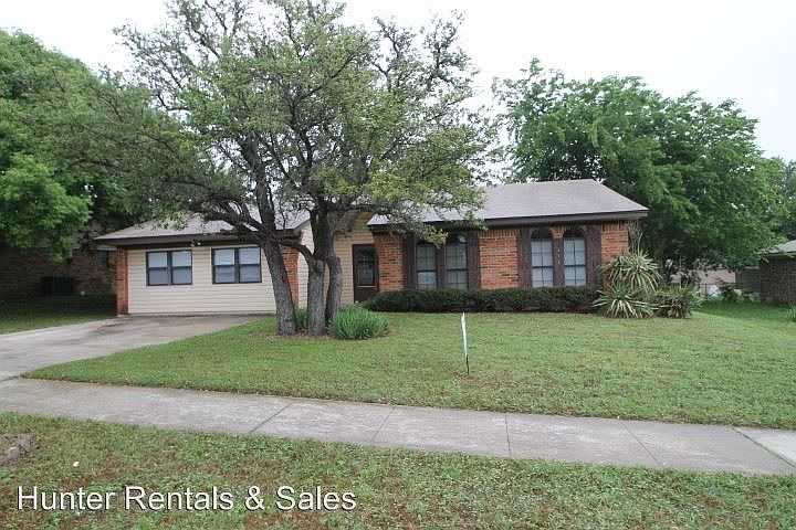 1st image of 604 Courtney Ln