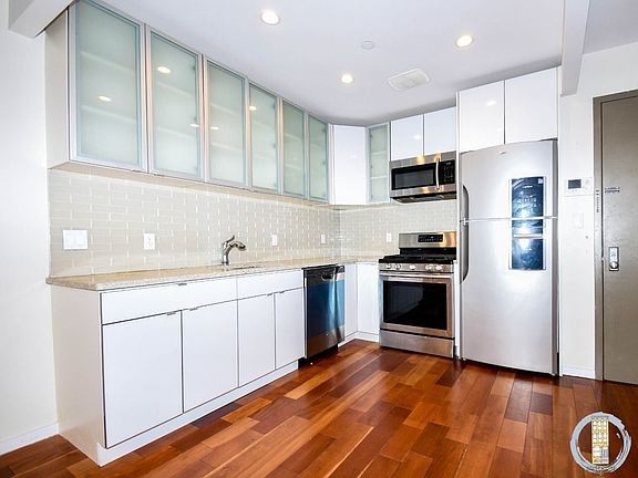 2nd image of 472 Marcus Garvey Blvd Penthouse L