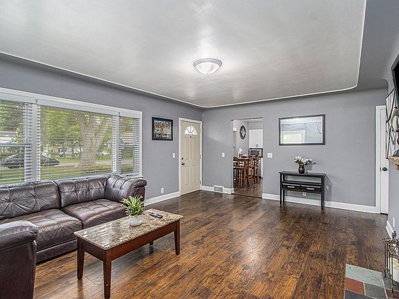5th image of 1426 Sunnyside Dr