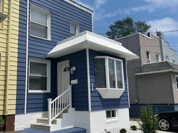 2202 Gross Ave, Pennsauken, NJ 08110