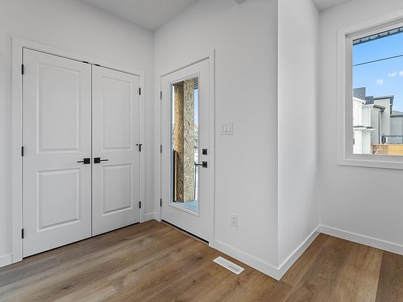 3rd image of 70 Eden Line