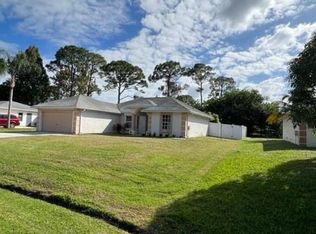 574 NW Cornell Ave, Port Saint Lucie, FL 34983