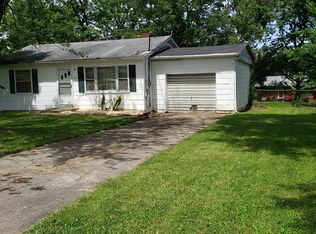 135 Park Ave, Radcliff, KY 40160