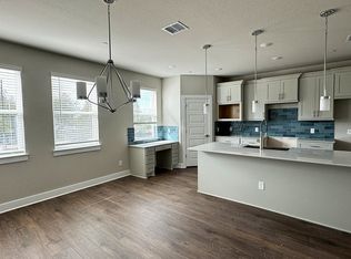 200 W 56th St #4101, Austin, TX 78751