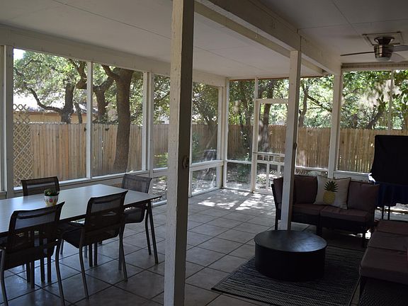 2nd image of 4602 Emory Oak Woods