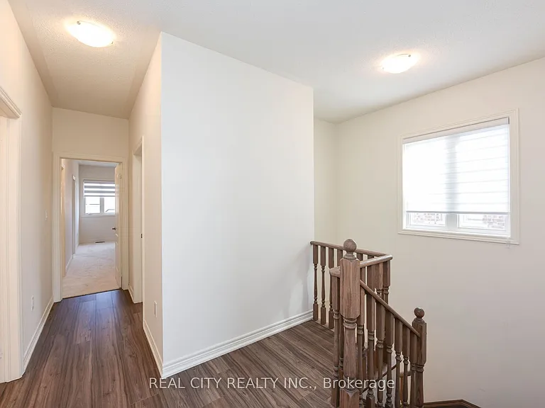 38 Silver Meadow Gdns — Photo 36