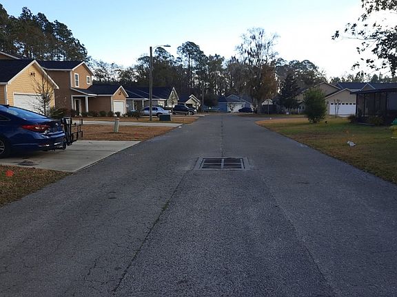 4th image of 2124 NW 78th Pl