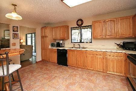 5th image of 836 Bucksaw Pl