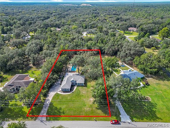 3rd image of 390 W Olympia St