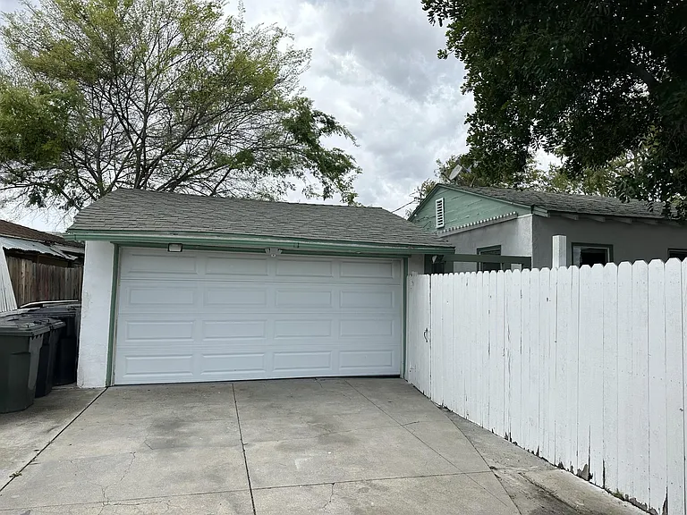 1134 E Whiting Ave — Photo 49
