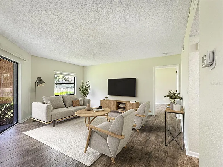 484 Santa Cruz Pl NE #D — Photo 9