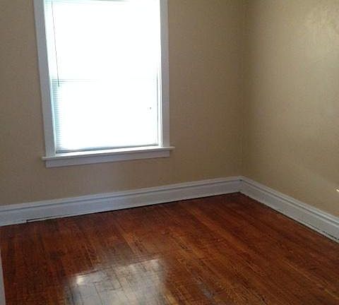 4th image of 2144 Maury Ave