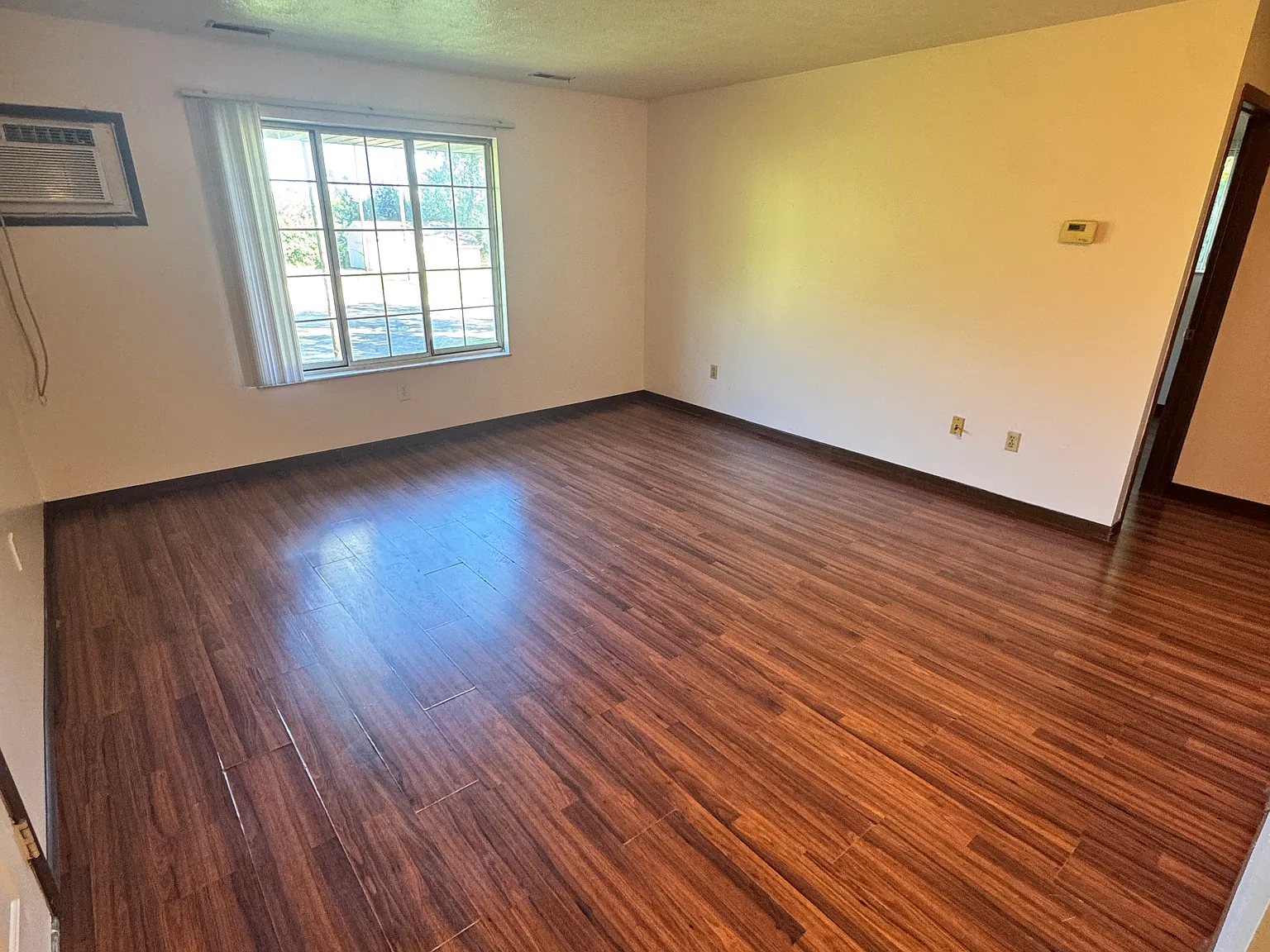 1 bed, $750 — Photo 2
