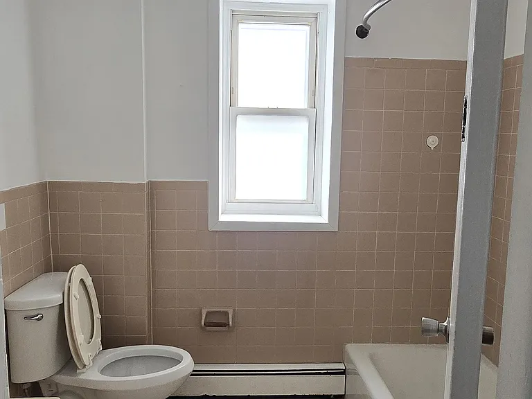 4001 Bergenline Ave #2 — Photo 8