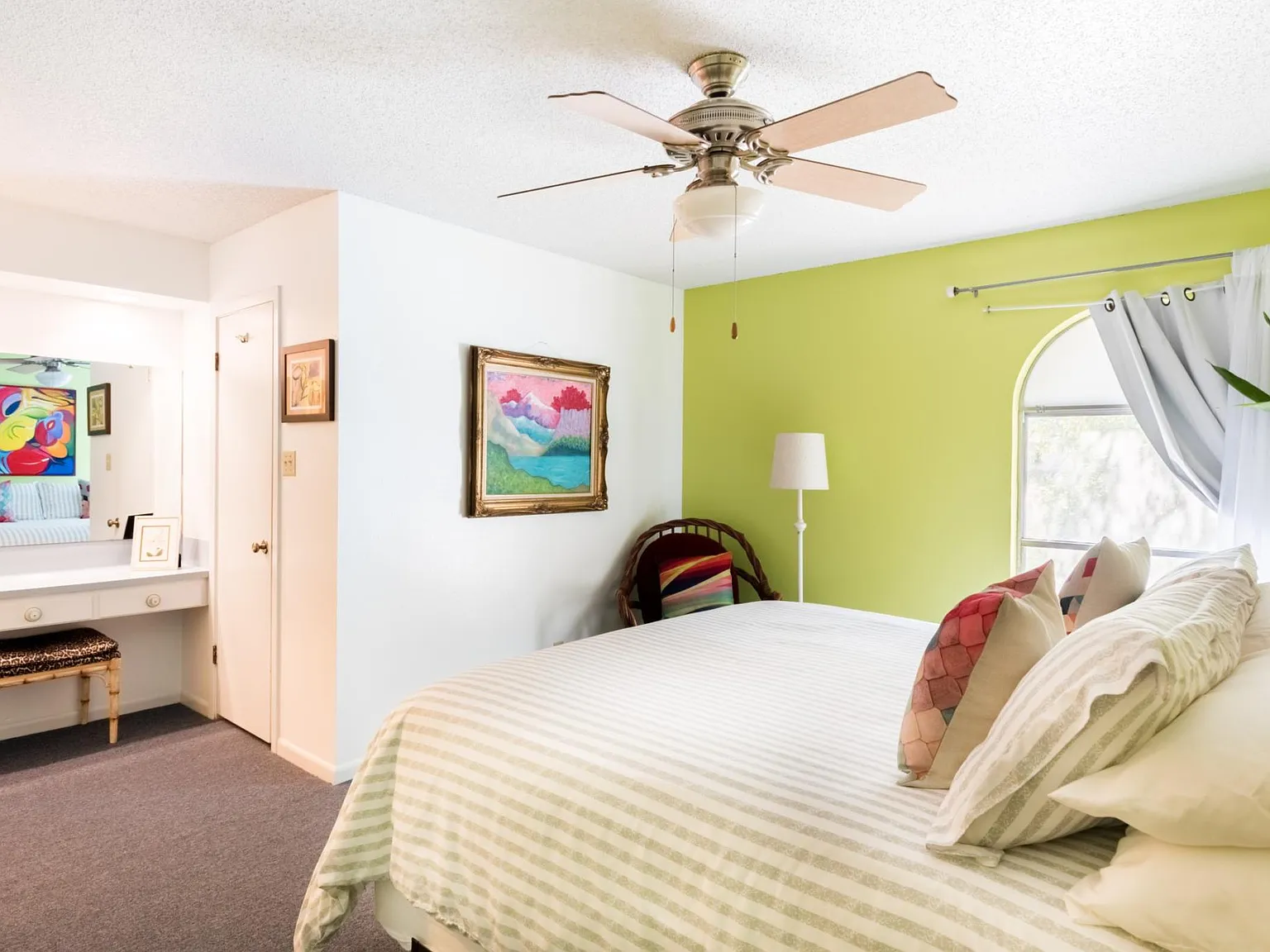 1 bed, 1.5 bath, 950 sqft, $2,899 — Photo 3