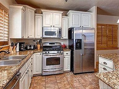 3rd image of 5501 Lillehammer Ln