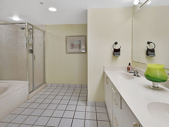 5th image of 2967 S Atlantic Ave APT 304