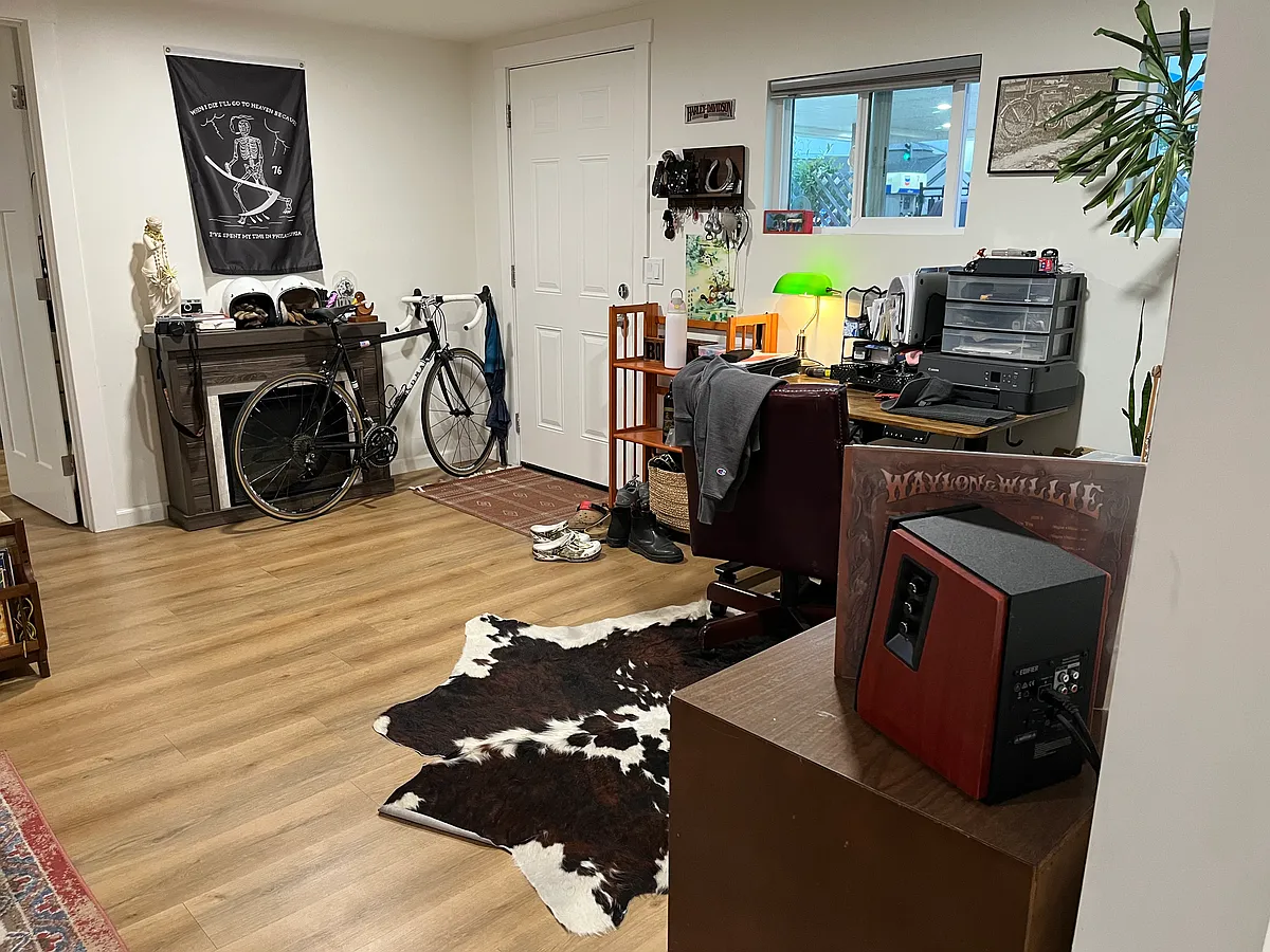 Building Photo - 7733A Soquel Dr