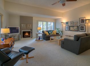 1706 Fairway Cir #16, Palm Springs, CA 92264